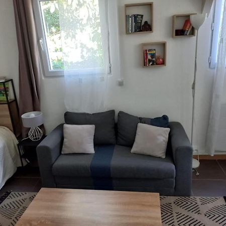 Maisonnette Au Calme Gennevilliers Exteriör bild