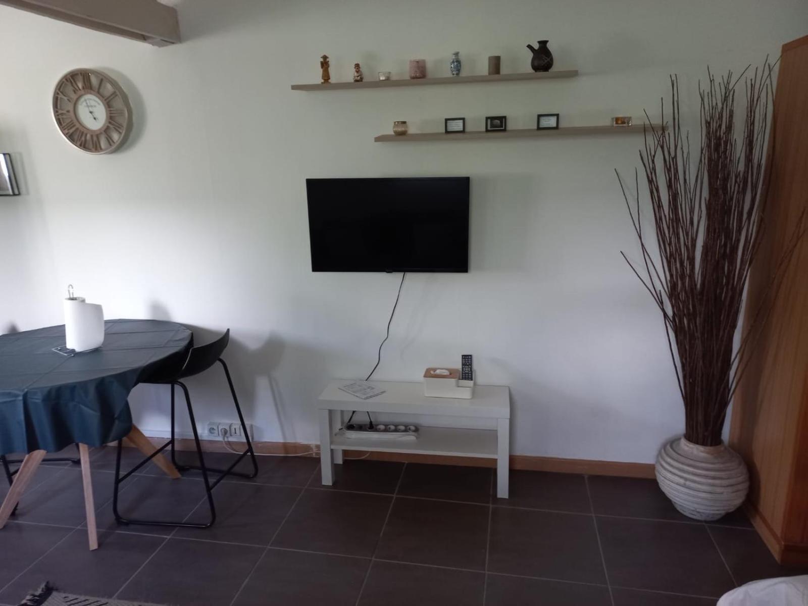 Maisonnette Au Calme Gennevilliers Exteriör bild
